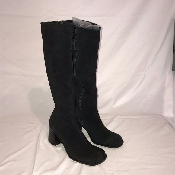 Seychelles Shoes - NEW Seychelles Black Suede Heeled Boots Size 9